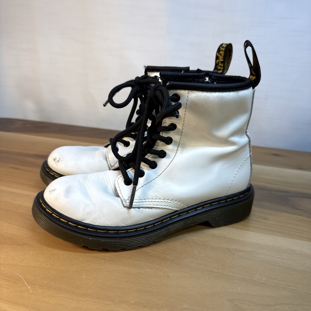 Doc Dr.Martens Zavals J Kids Ankle Leather Lace Up Boots shoes sz US 1 White